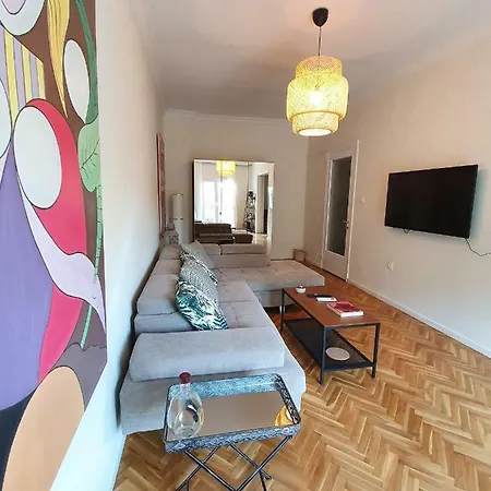 Urban Deluxe Апартаменты